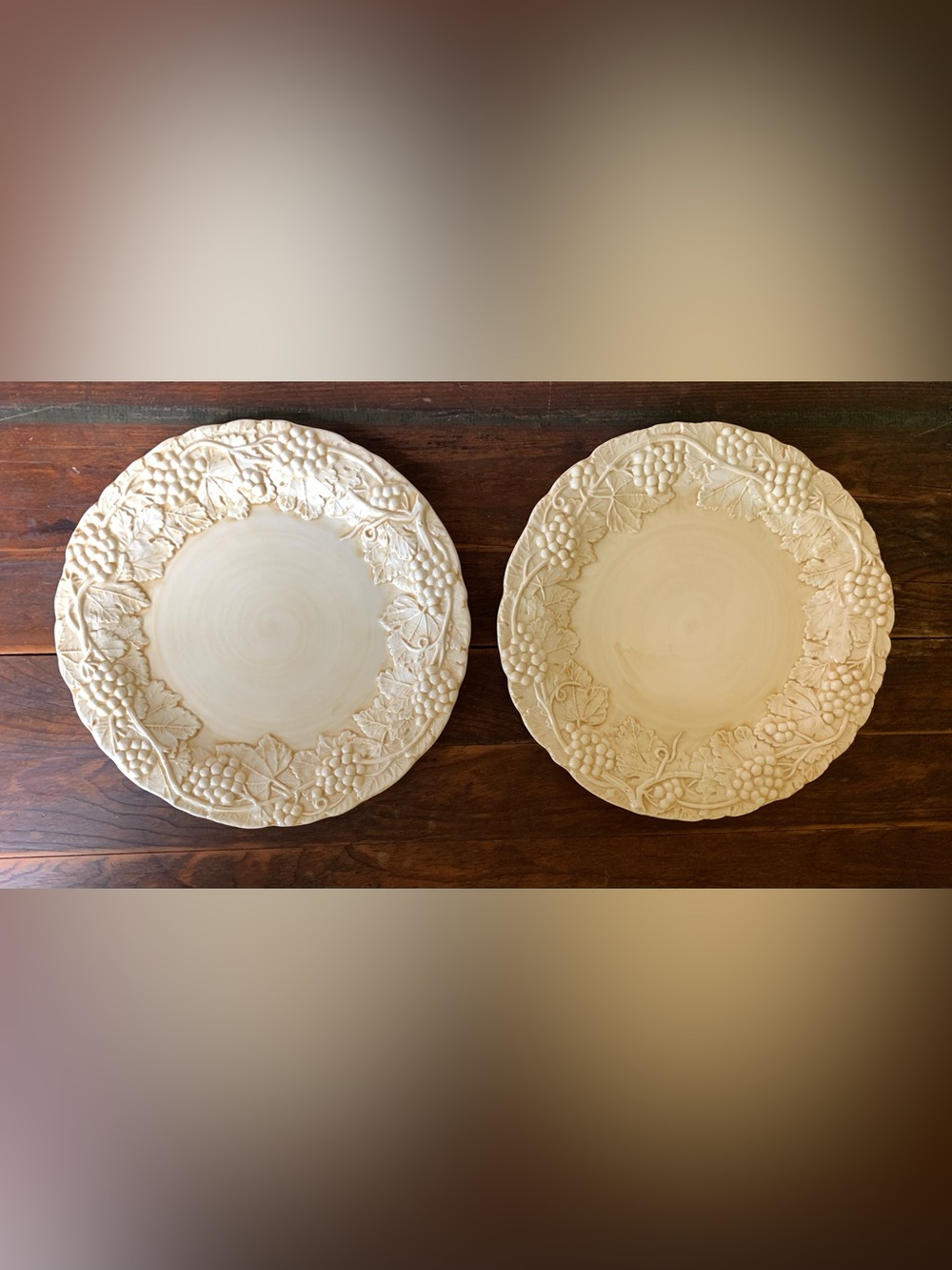 2 Horchow HCH20 Dinner Plates Cream Scalloped Grapes Ivory Ceramic